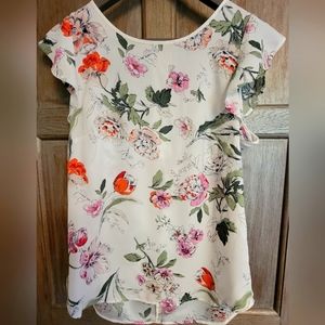 Ann Taylor Floral Flutter Sleeve top S